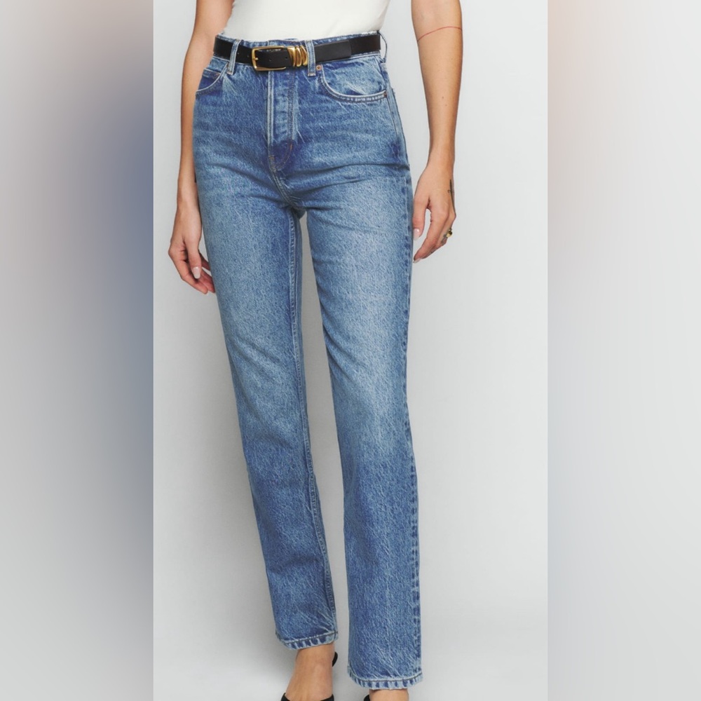 Cynthia High Rise Straight Jeans Size 25  - Blue